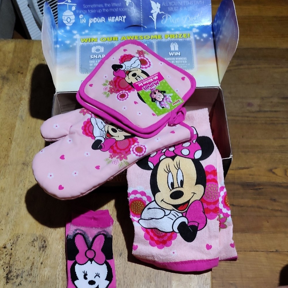 Pink Minnie Mouse Kitchen Set